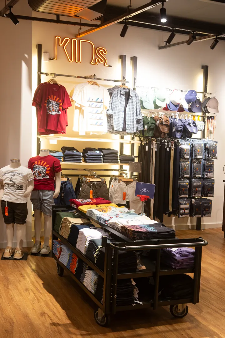 Modelo MEGA STORE