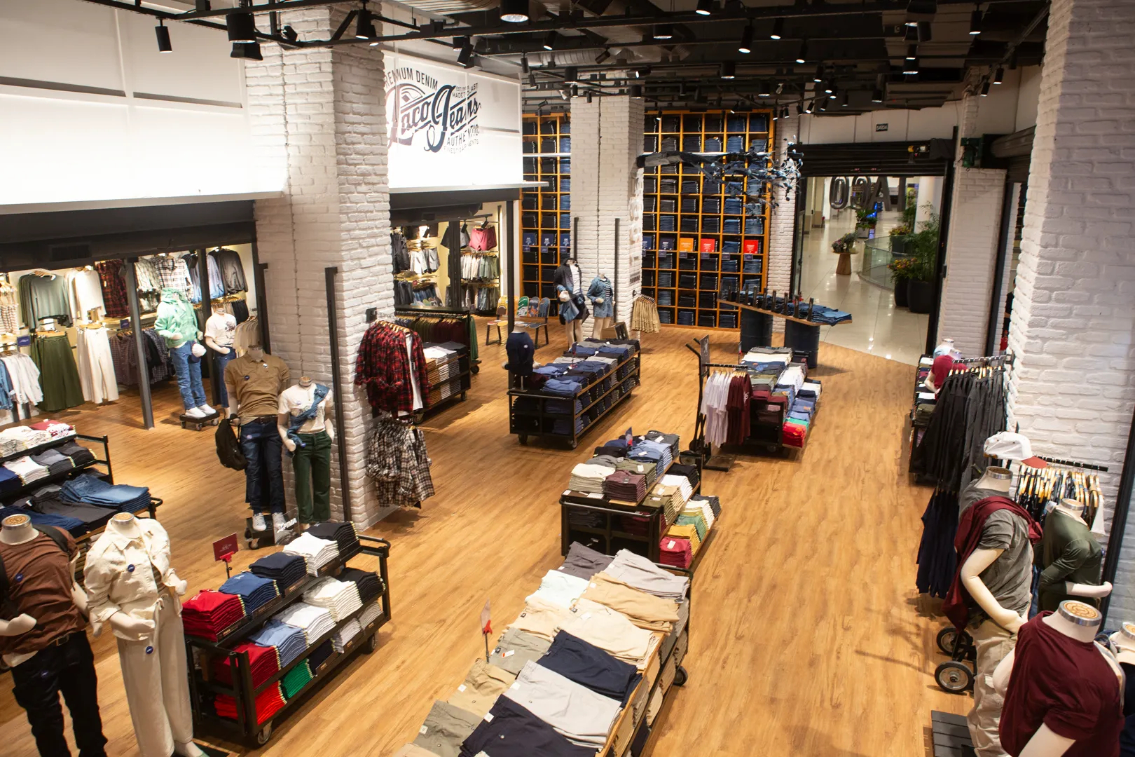 Modelo MEGA STORE